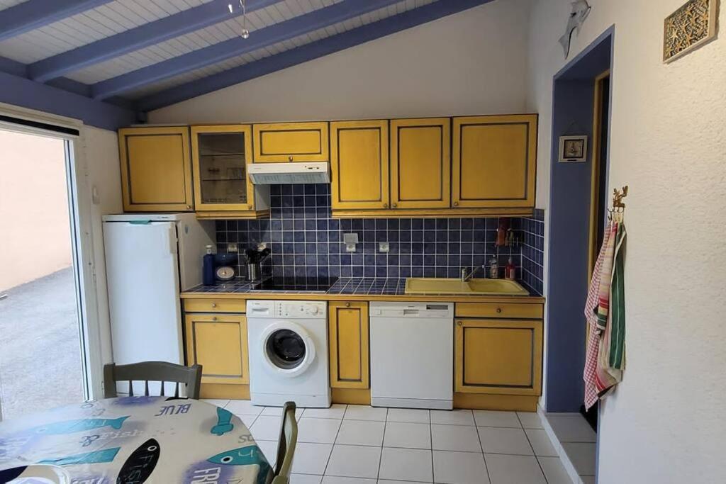 Charmante Maison De Pecheur Le Barcarès エクステリア 写真